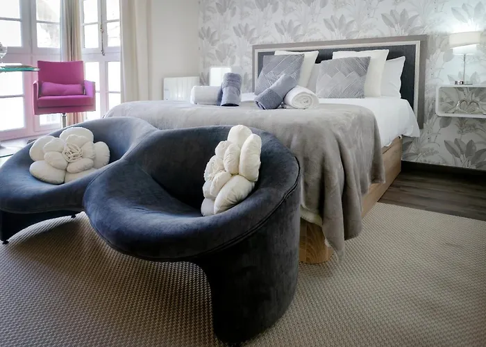 La De La Catedral By Unique